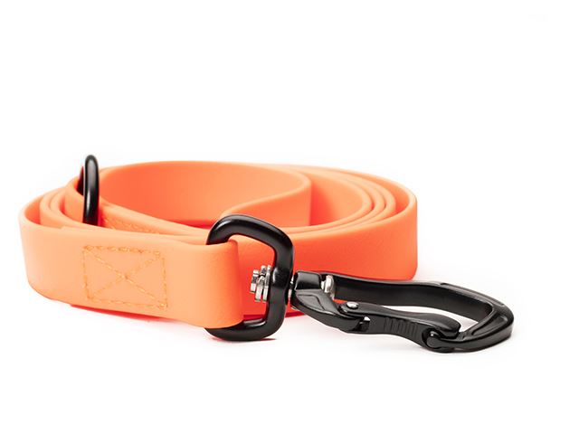 Biothane_leash_sewn_neon_orange_black_robust_snap_hook_HG_small_web