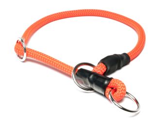 Mystique® obojok nylon guľatý s dorazom 8 mm je vhodný pre použitie pri tréningu, poľovačke alebo pri pravidelných prechádzkach s Vašim psom.