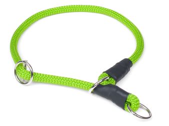 Mystique® collare nylon rondo con stop 8mm ed e’ studiato al meglio per l’addestramento,la caccia o solo per passeggiare con tuo cane.