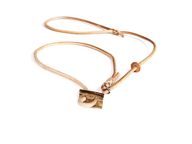 Laisse en cuir avec couverture en cuir 6mm cca 120cm